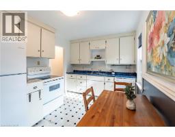 110 ELLIS Crescent S - 14