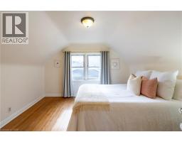 110 ELLIS Crescent S - 18