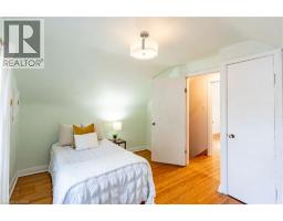 110 ELLIS Crescent S - 20