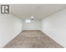 110 ELLIS Crescent S - 21
