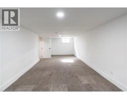 110 ELLIS Crescent S - 22