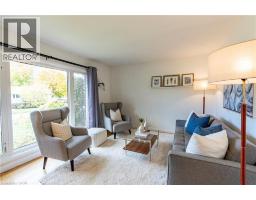 110 ELLIS Crescent S - 5