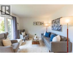 110 ELLIS Crescent S - 6