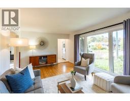 110 ELLIS Crescent S - 7