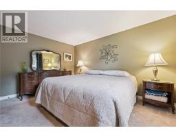 61 SANDSPRINGS Crescent - 14