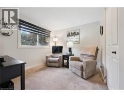 61 SANDSPRINGS Crescent - 16