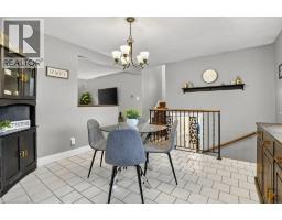 34 DUNSMERE Court - 11