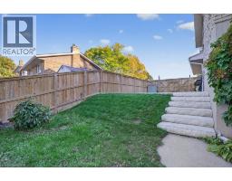 34 DUNSMERE Court - 37