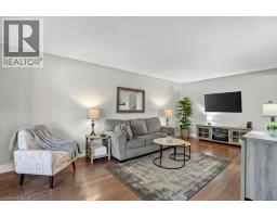 34 DUNSMERE Court - 6