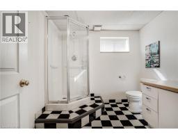 163 BOOK Road W - 40