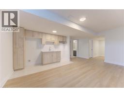 50 JACOB DETWEILLER Drive - 32