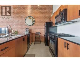 85 SPRUCE Street N UnitNo. 203 - 14
