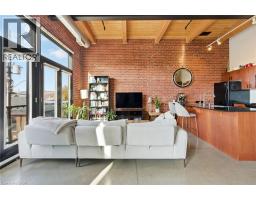 85 SPRUCE Street N UnitNo. 203 - 20