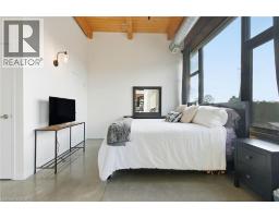 85 SPRUCE Street N UnitNo. 203 - 27