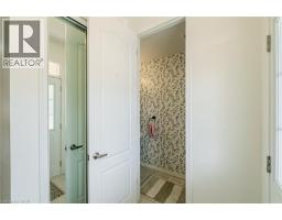 36 MUNRO CIRCLE - 18