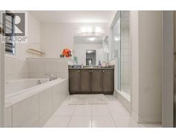 36 MUNRO CIRCLE - 24