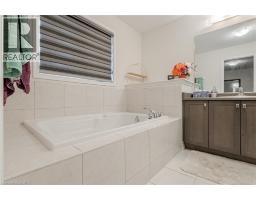 36 MUNRO CIRCLE - 25