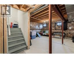 36 MUNRO CIRCLE - 36