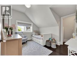 19 MAYNARD Avenue - 25