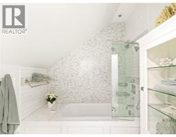 19 MAYNARD Avenue - 28