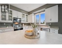 55 WAKEFIELD Street - 13