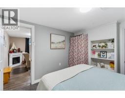 18 LAIDLAW Street - 30