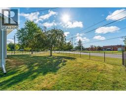 18 LAIDLAW Street - 35