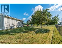 18 LAIDLAW Street - 36