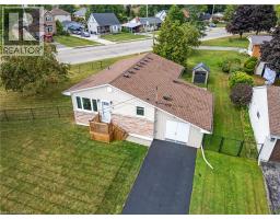 18 LAIDLAW Street - 37