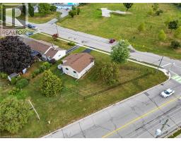 18 LAIDLAW Street - 39