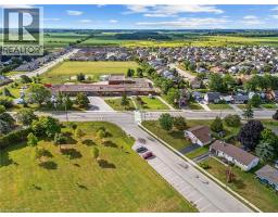 18 LAIDLAW Street - 46