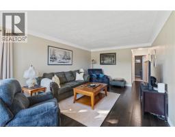 18 LAIDLAW Street - 8