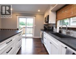 144 VICTORIA Street - 11