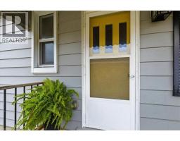 388 LANCASTER Street W - 4