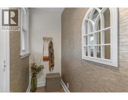 388 LANCASTER Street W - 6