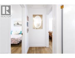 18 SILVERDALE Crescent - 14