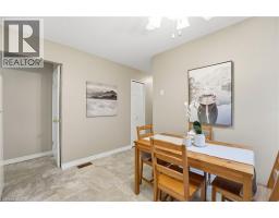 11 HILLBROOK Crescent - 8