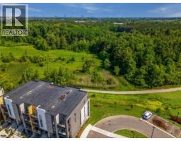 261 WOODBINE Avenue UnitNo. 86 - 41