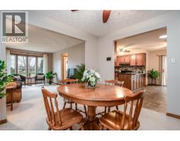 2 PEREGRINE Crescent - 16