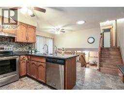 2 PEREGRINE Crescent - 23