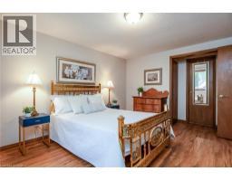 2 PEREGRINE Crescent - 37