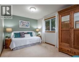 2 PEREGRINE Crescent - 38