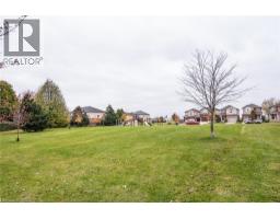 2 PEREGRINE Crescent - 46