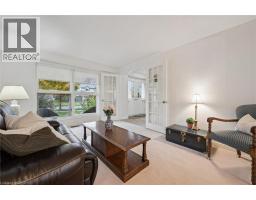 41 MANITOULIN Crescent - 10