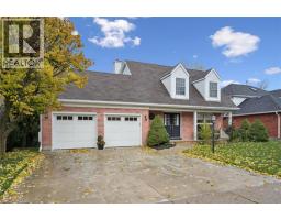 41 MANITOULIN Crescent - 4