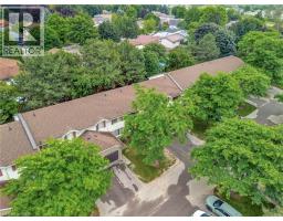 476 KINGSCOURT Drive UnitNo. 19 - 2