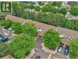 476 KINGSCOURT Drive UnitNo. 19 - 3