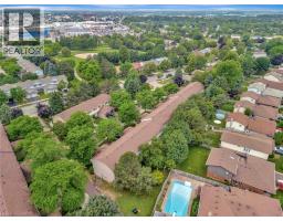 476 KINGSCOURT Drive UnitNo. 19 - 32