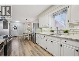 36 ENGLEWOOD Place - 13