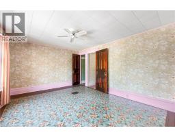 43 MCNAUGHTON Street - 23